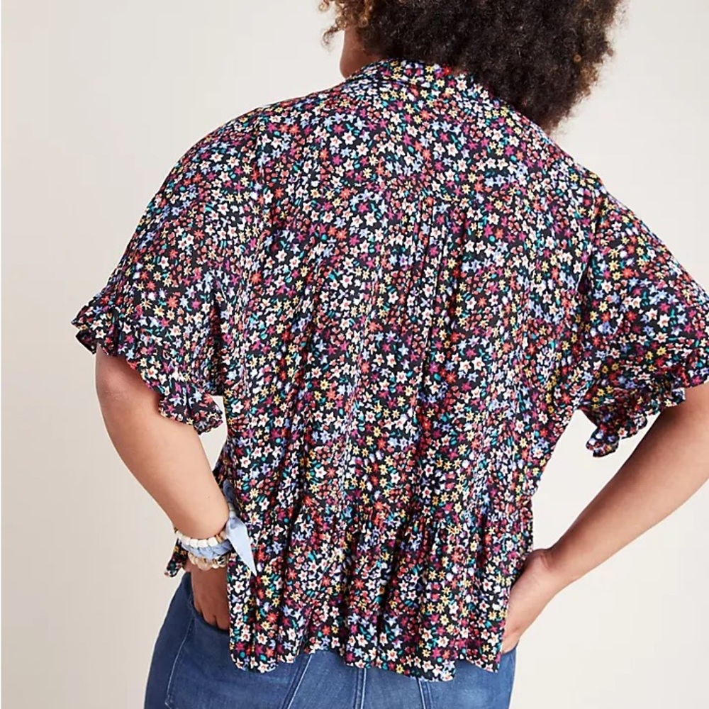 Floral Ruffle Sleeve Blouse - Picture 7 of 7